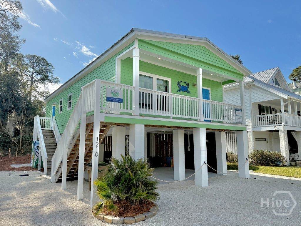 1210 Bay Street - Photo 1