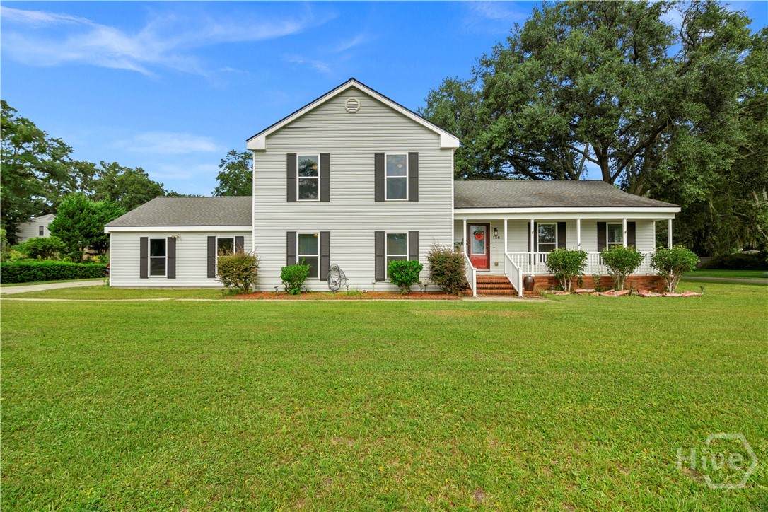 138 Thornhill Drive - Photo 1