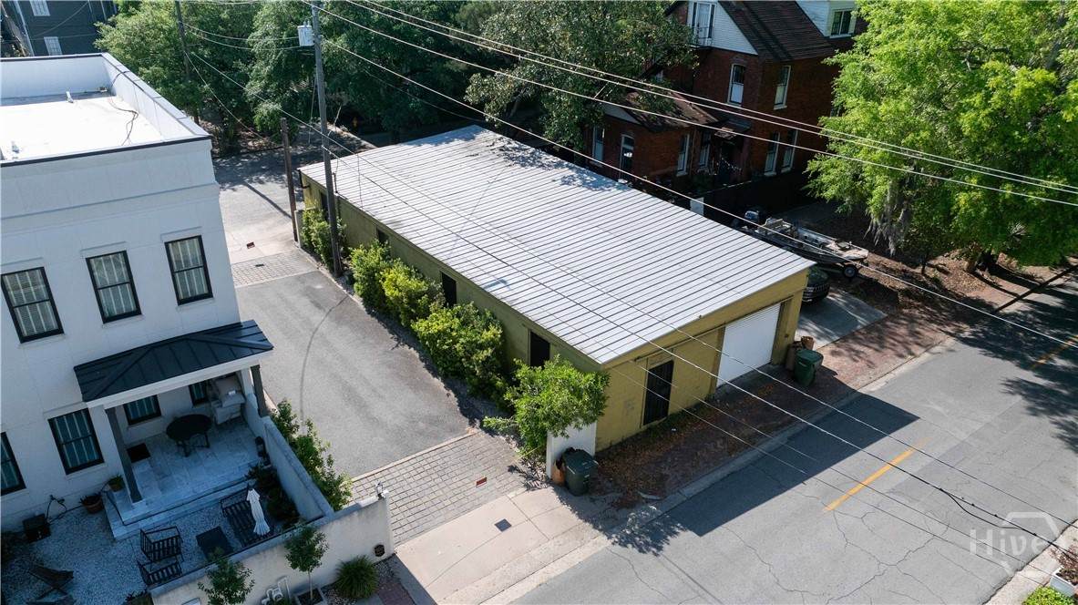 711 Tattnall Street - Photo 1