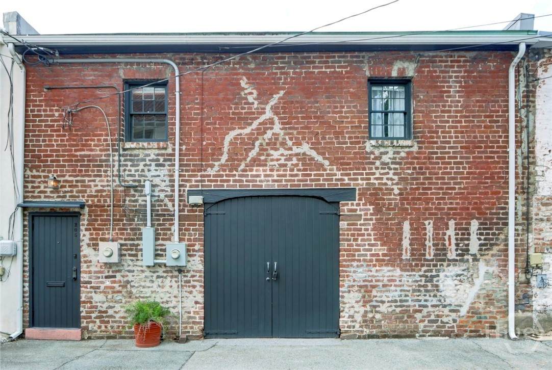 205 Jones Lane - Photo 1