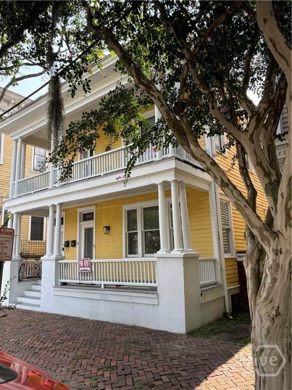810 Barnard - Photo 1