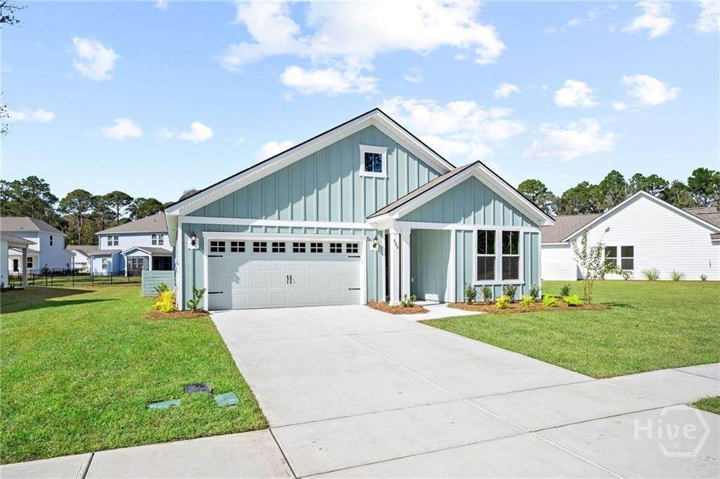 469 Monterey Loop - Photo 1