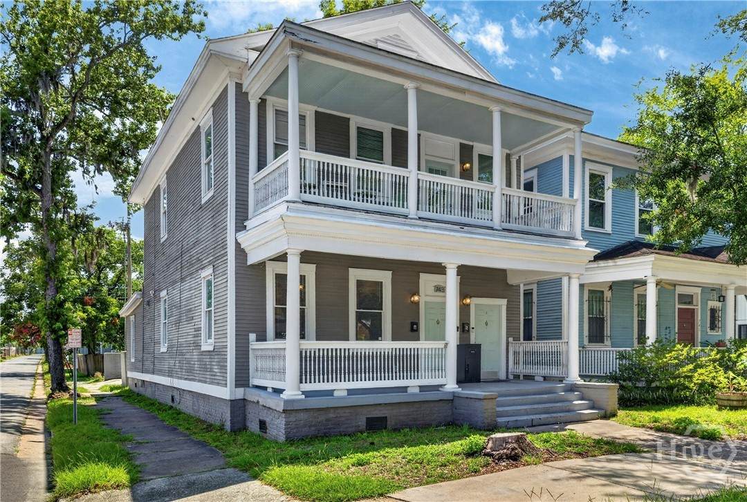 743 Henry Street - Photo 1