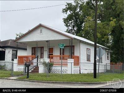 2119 Paige Avenue - Photo 1