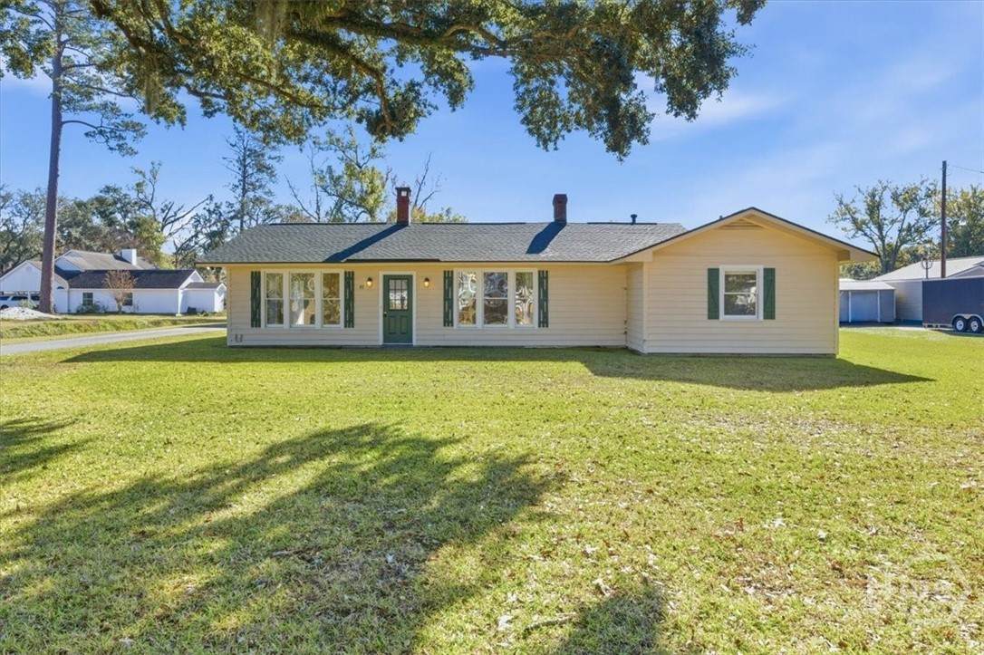 87 Magnolia Street - Photo 1