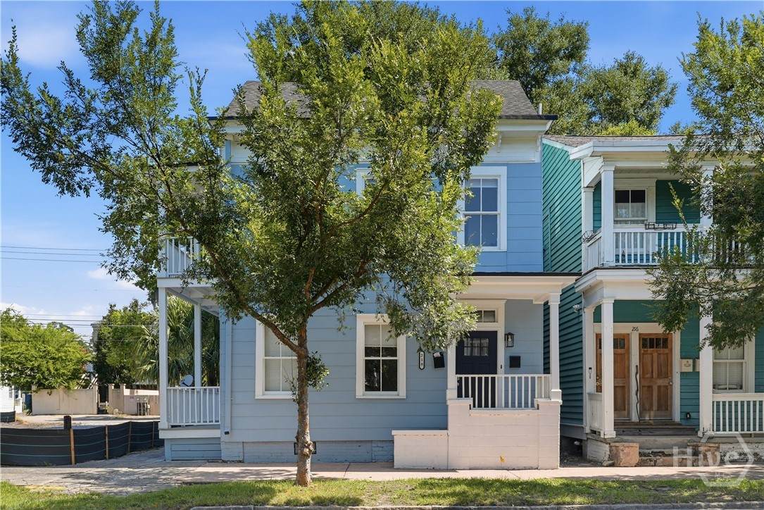 218 Anderson Street - Photo 1