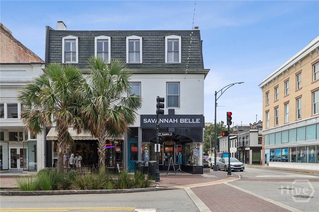 227 Broughton Street - Photo 1