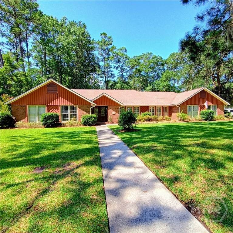 35 Clarendon Road - Photo 1