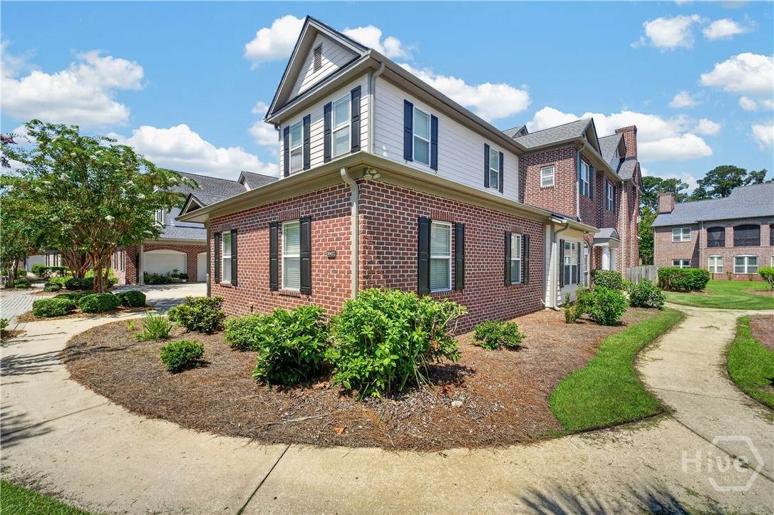 1602 River Oaks Drive - Photo 1