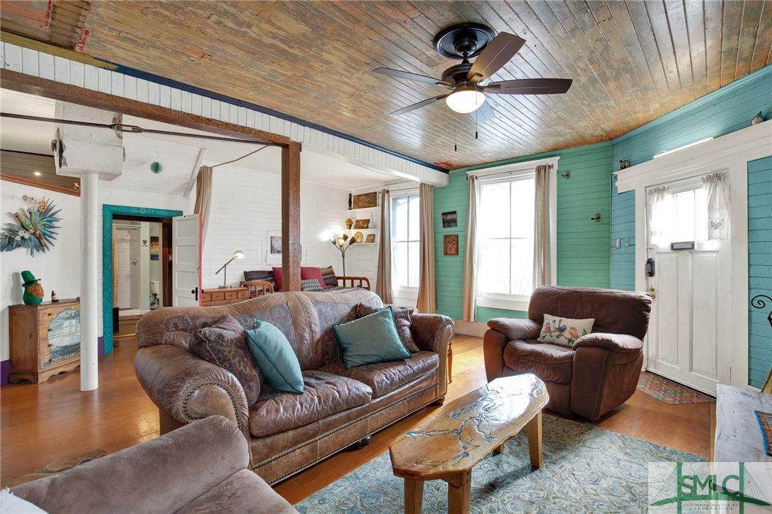 1321 Jefferson Street - Photo 1