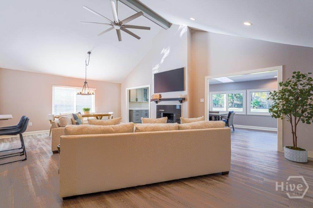 53 Village Green Circle - Photo 1