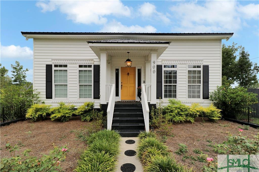 900 Garrison Street - Photo 1
