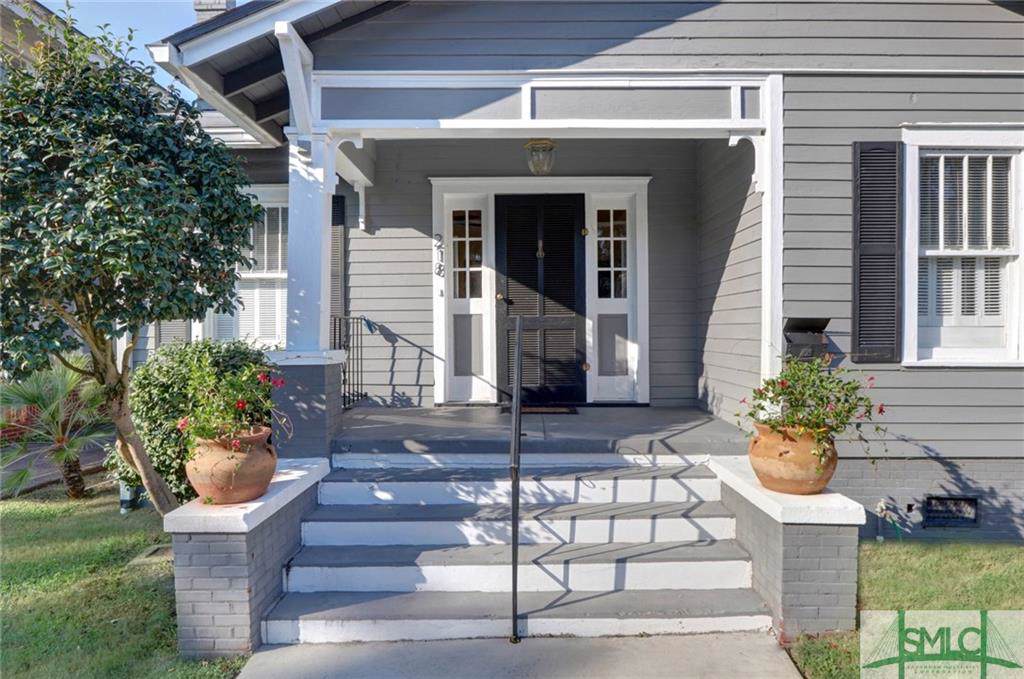218 48th Street - Photo 1