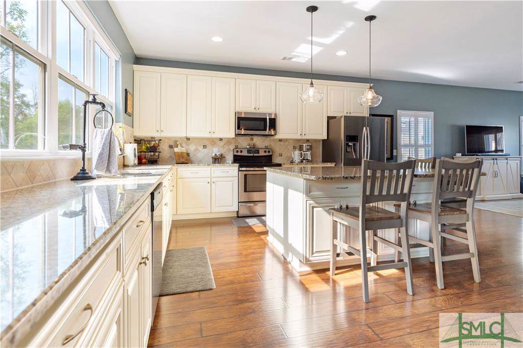 150 Waverly Lane - Photo 1