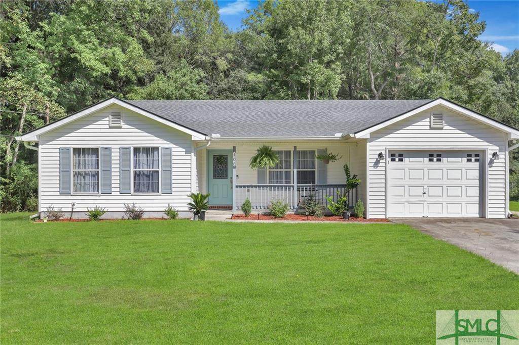 406 Maple Street - Photo 1