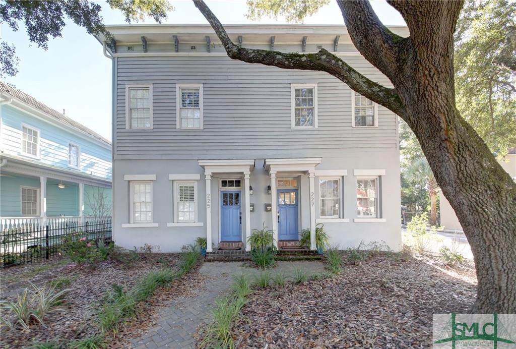 227 Hall Street - Photo 1
