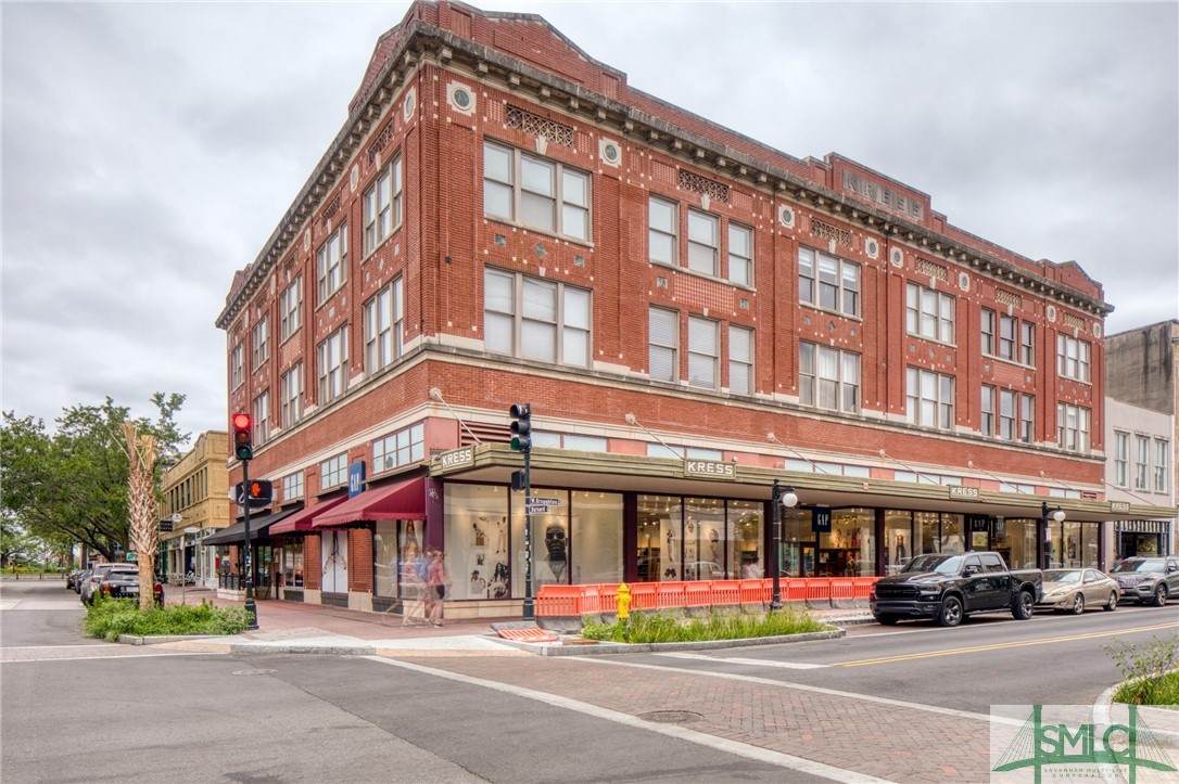122 Broughton Street - Photo 1