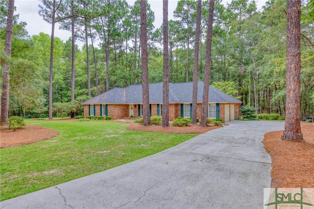 41 Golf Club Circle - Photo 1