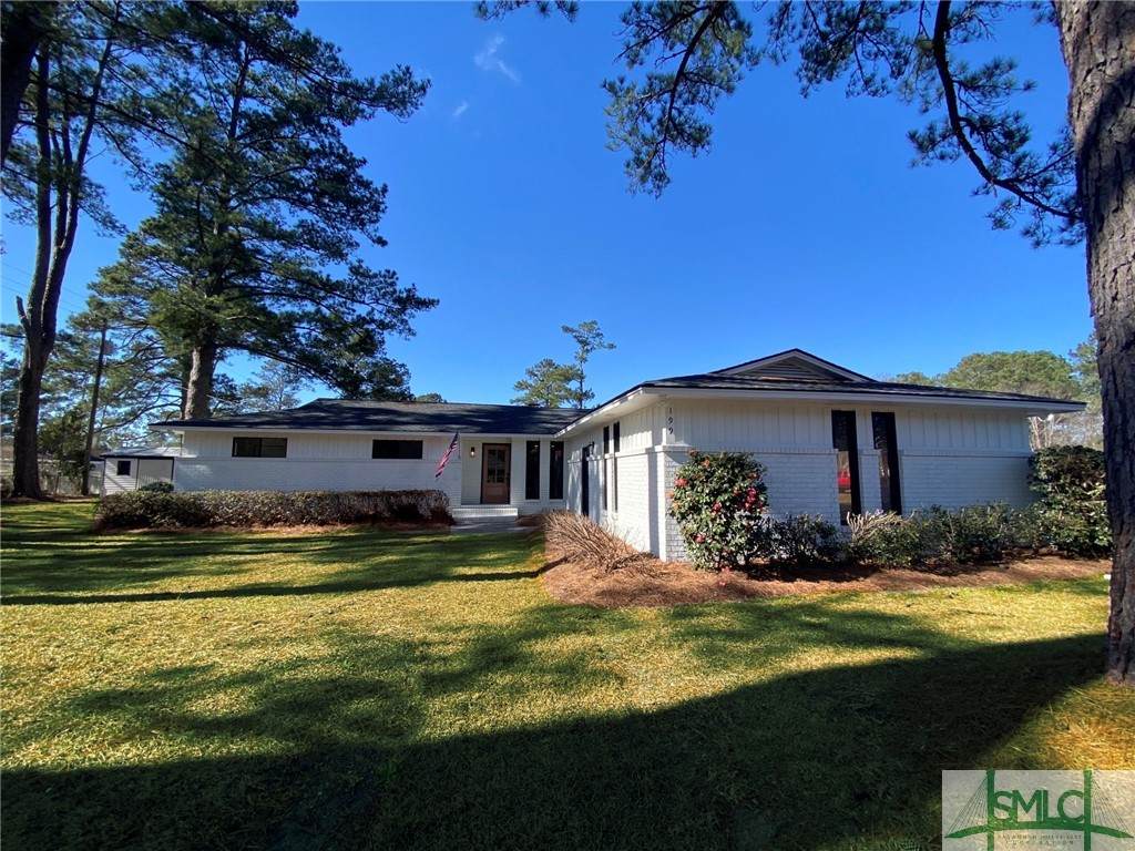 199 Pine View Drive - Photo 1