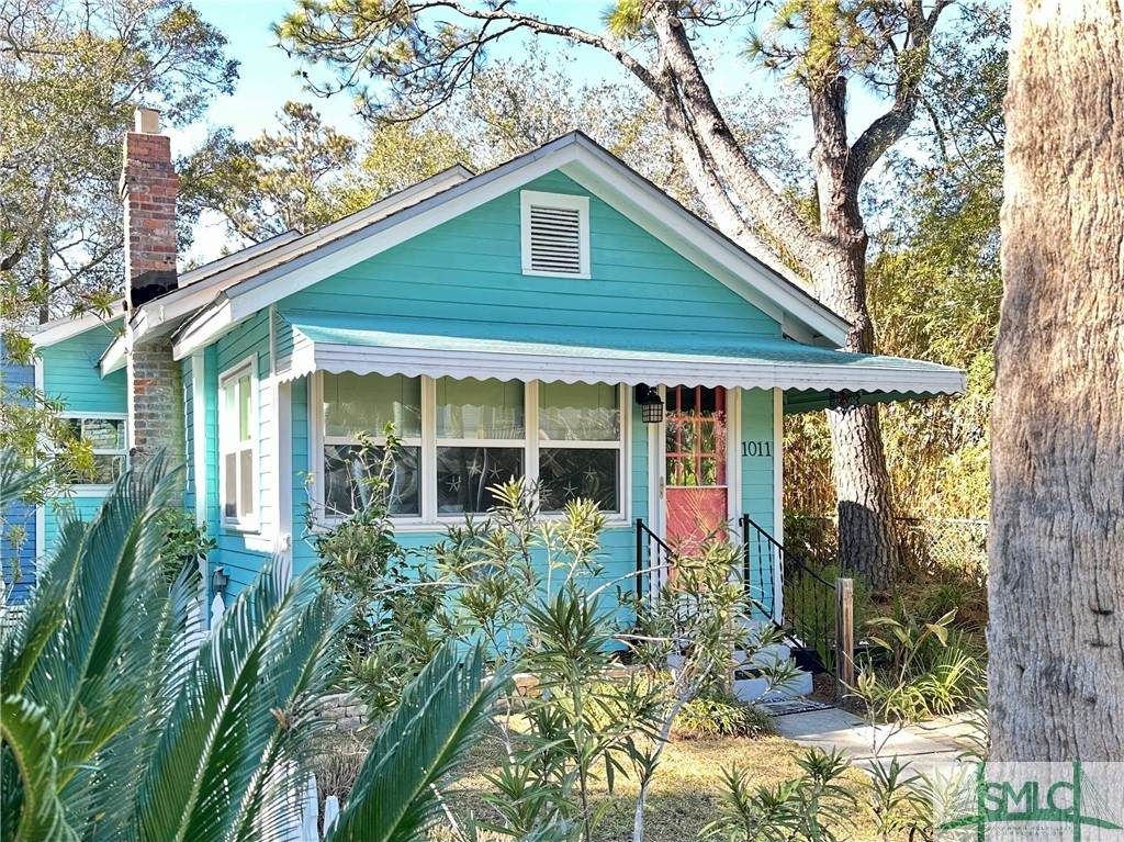1011 Lovell Avenue - Photo 1