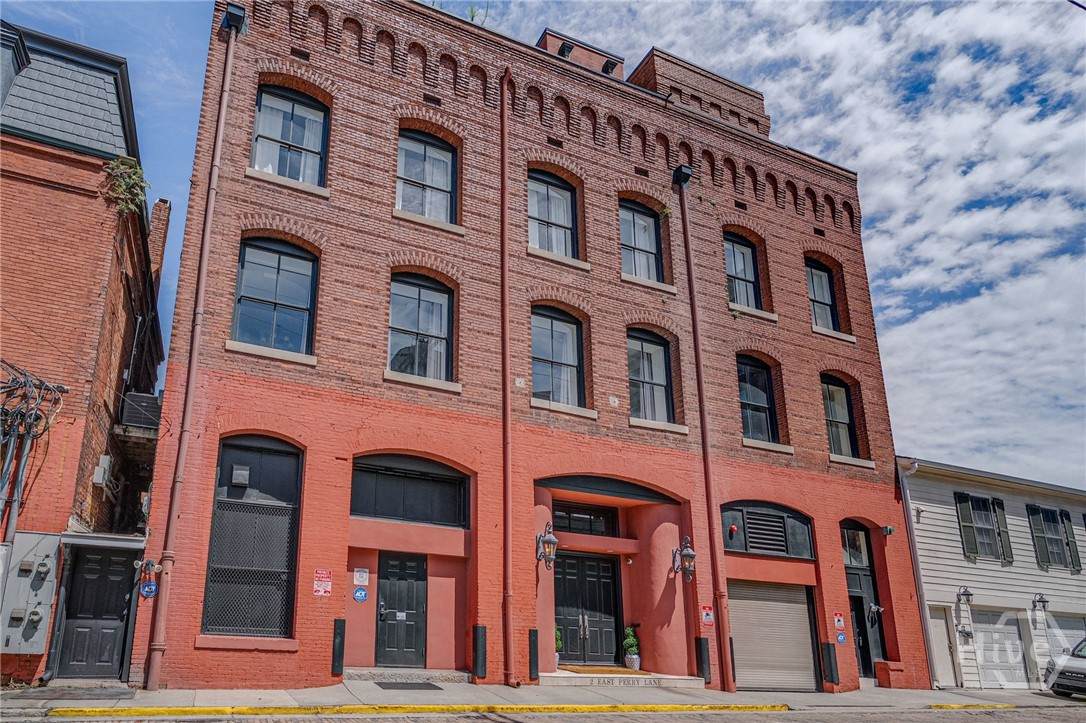 2 Perry Lane - Photo 1