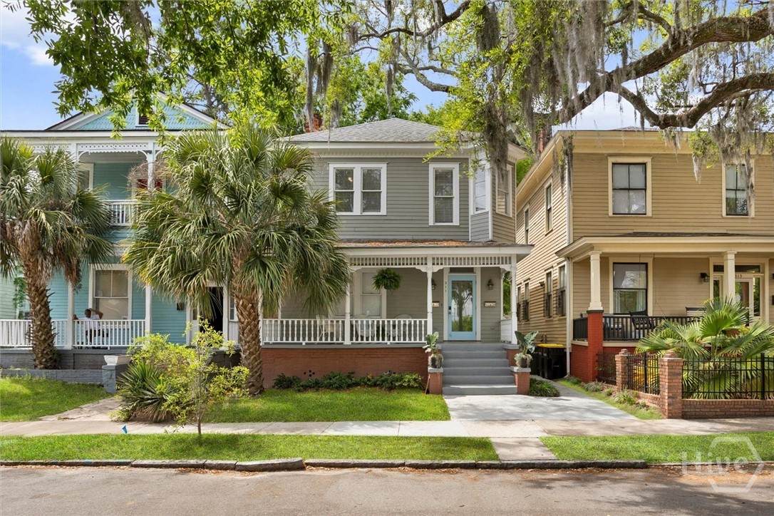 311 39th Street - Photo 1