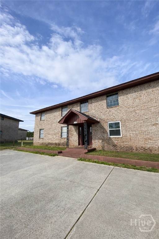 113 Woodhouse Lane - Photo 1