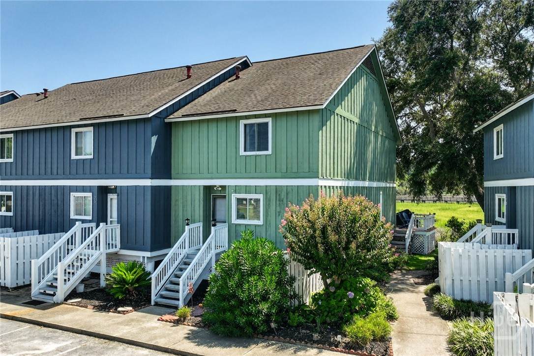 12502 Apache Avenue - Photo 1