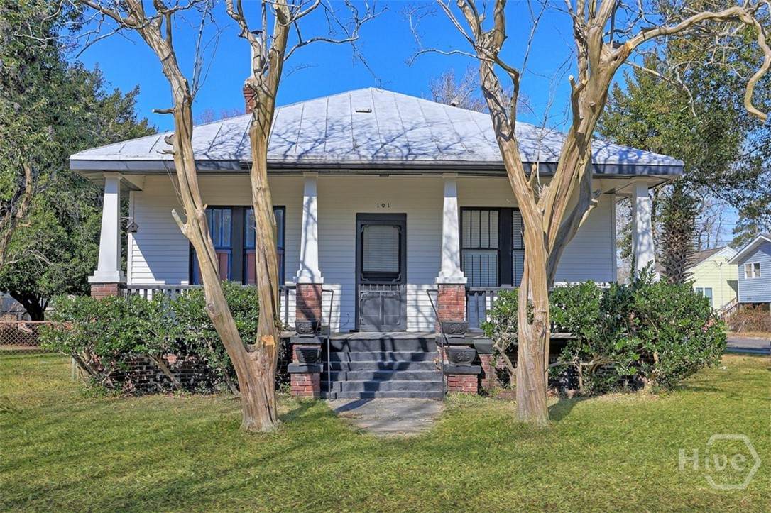 101 Forrest Avenue - Photo 1