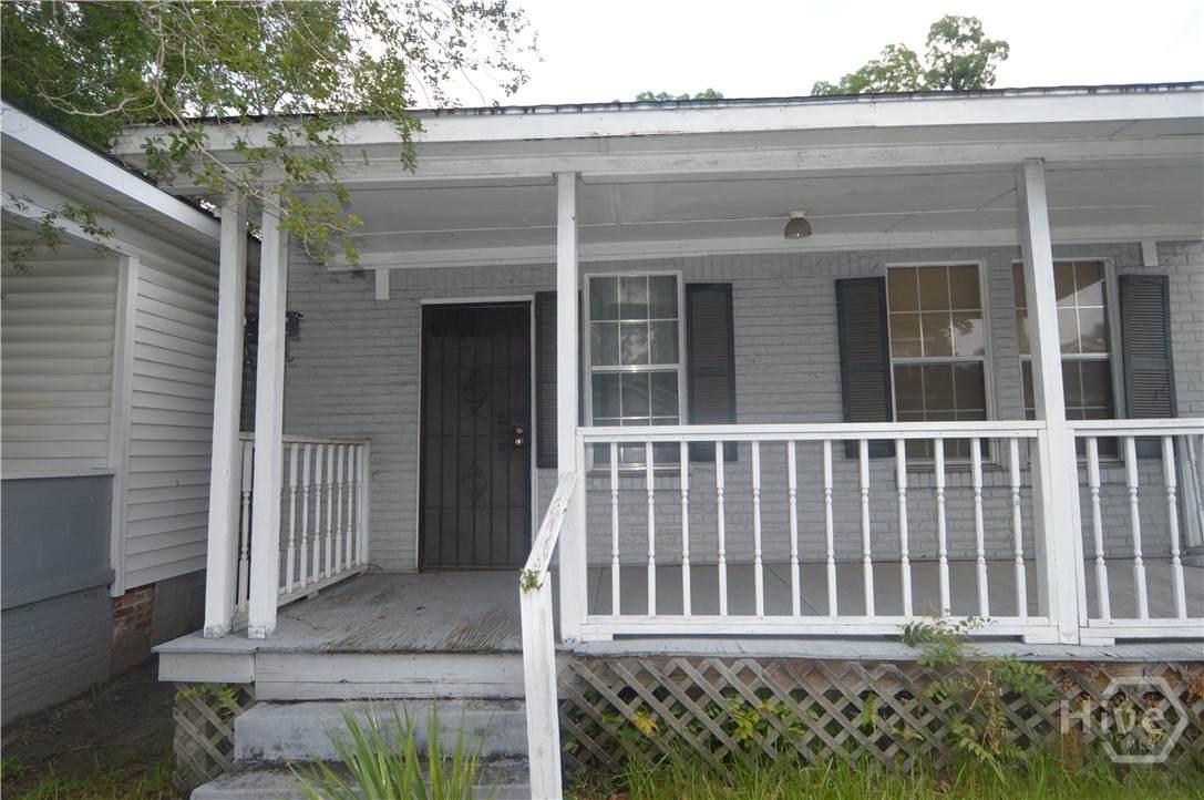 1010 Victory Drive - Photo 1