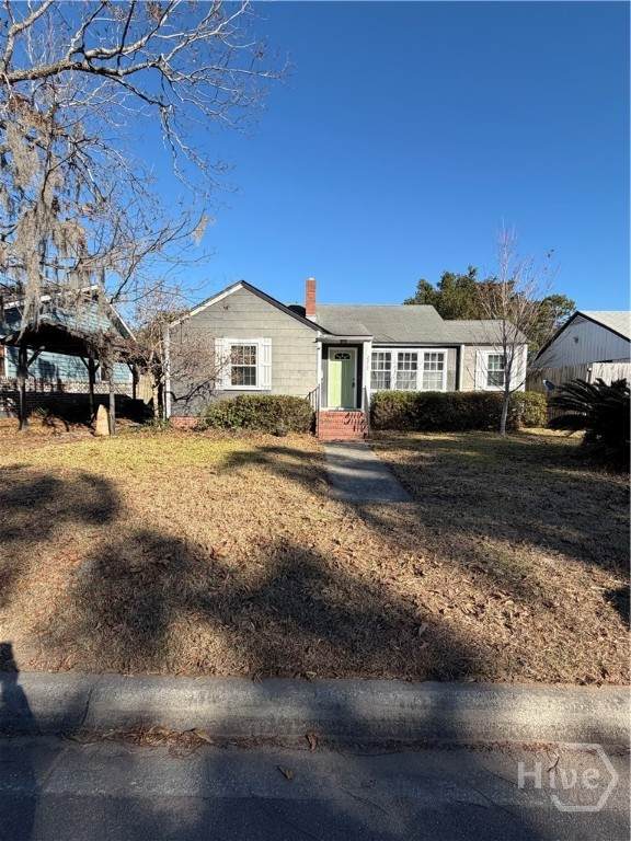 2212 43 Street - Photo 1