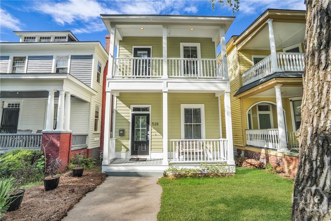 528 Duffy Street - Photo 1