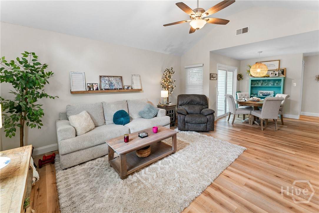 560 Oemler Loop - Photo 1