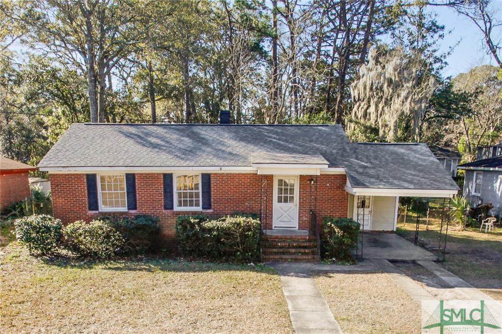 2387 Pinetree Road - Photo 1