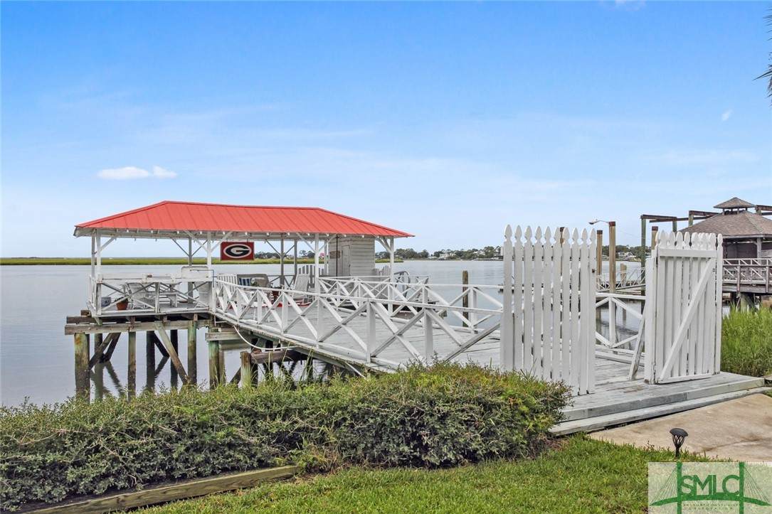 1401 Chatham Avenue - Photo 1