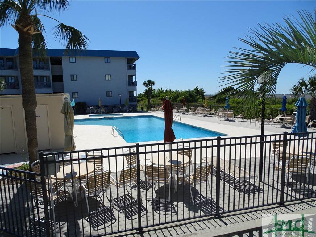 1217 Bay Street - Photo 1