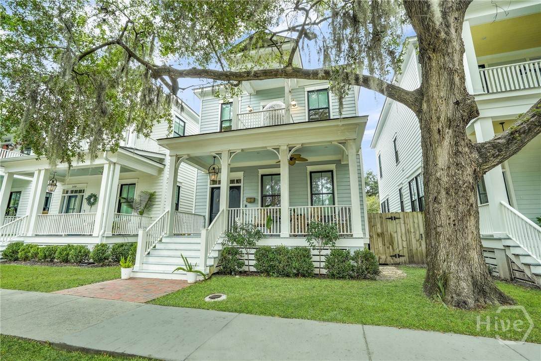 110 38th Street - Photo 1