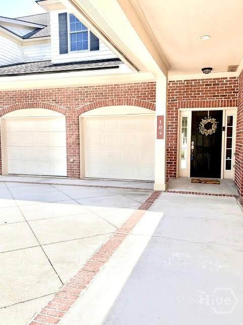 104 Woodside Crossing - Photo 1
