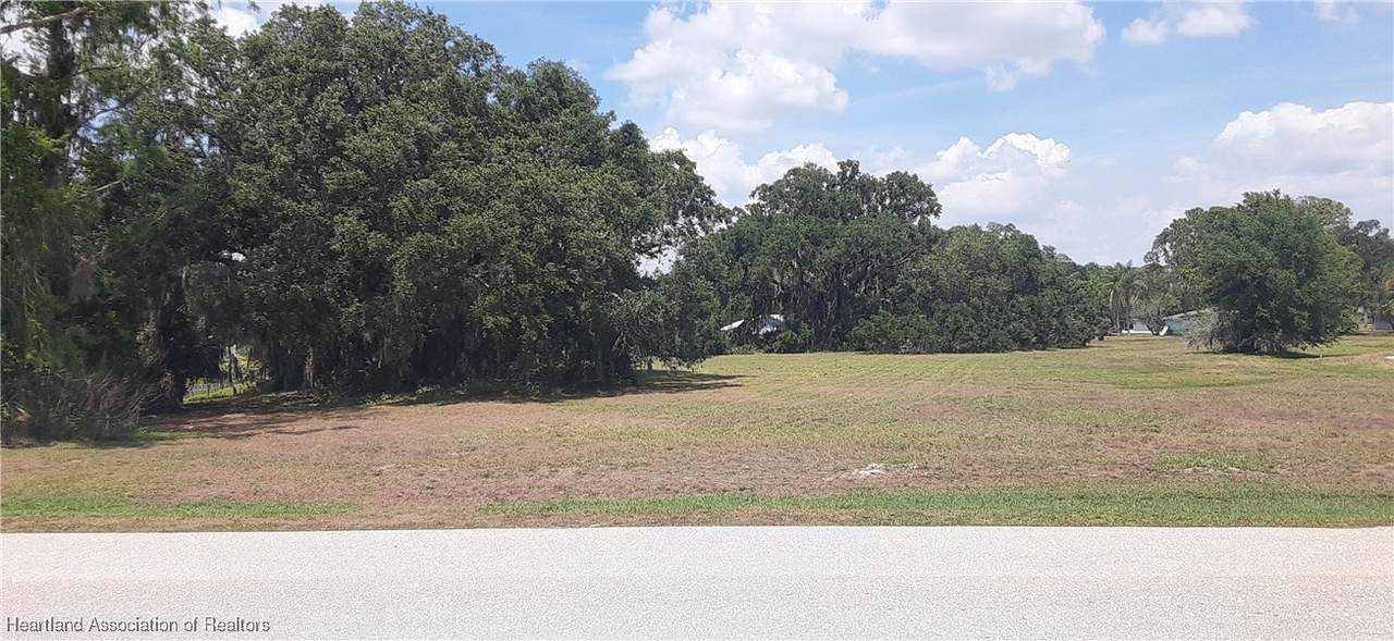 6125 Aquavista Drive - Photo 1
