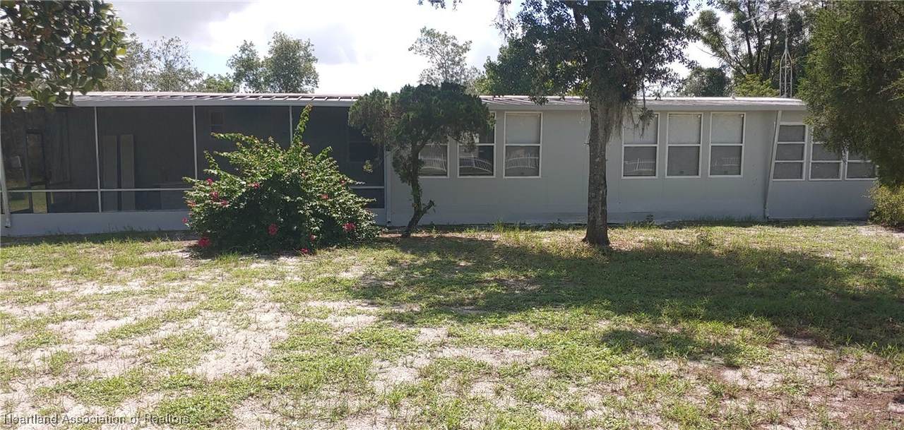 17 Recreation Drive - Photo 1