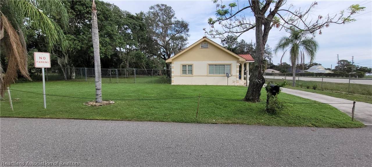 2012 Avalon Road - Photo 1