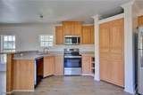 583 Rutherford Boulevard - Photo 7