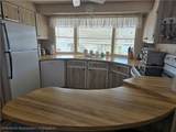 2126 Banyan Way - Photo 4