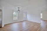 205 Oakwood Lane - Photo 6