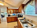 21 Venetian Parkway - Photo 5