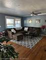1371 Lakeview Drive - Photo 3
