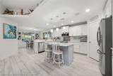 1560 Oak Park Avenue - Photo 7