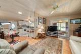 17 Venetian Parkway - Photo 10