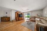 2830 Lakeview Drive - Photo 17