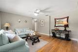 2830 Lakeview Drive - Photo 6